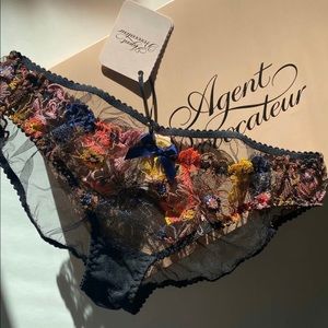 Agent provocateur zuri brief size 3